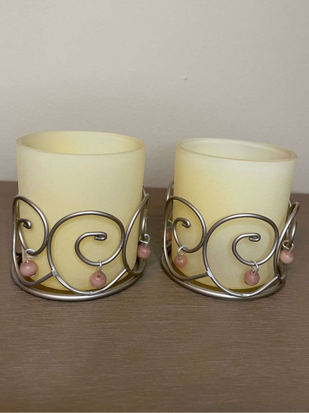 Set of 2 candle holders